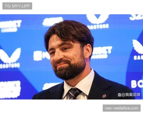流浪者足球俱乐部近期防守漏洞频现,在关键战役中多次暴露防线不稳问题。 流浪者足球俱乐部近期防守漏洞频现,在关键战役中多次暴露防线不稳问题。
